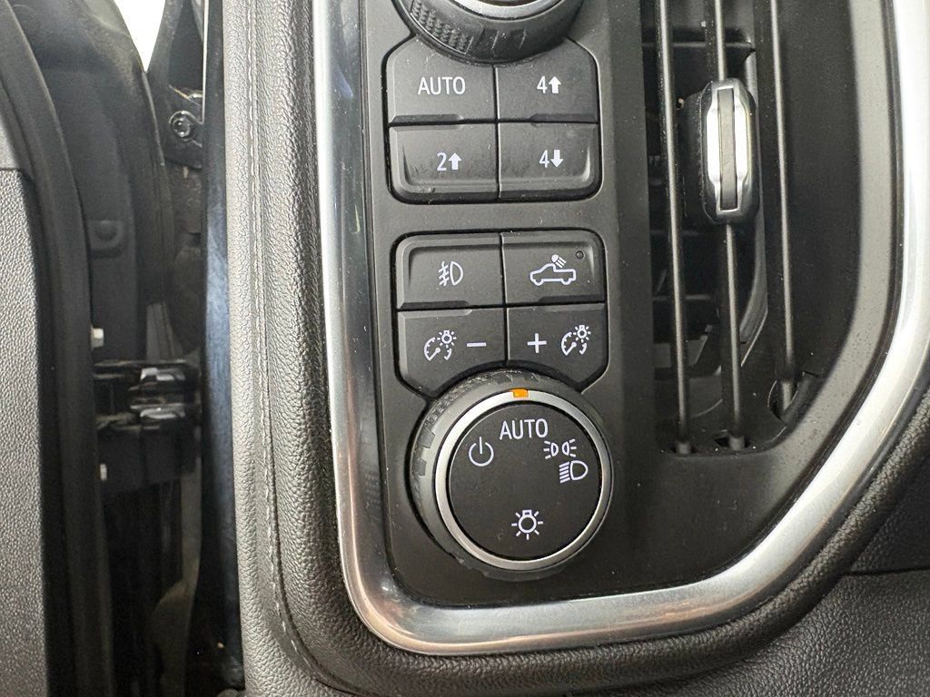 Used 2019 Chevrolet Silverado 1500 RST w/ All-Star Edition AWD/4WD image 17