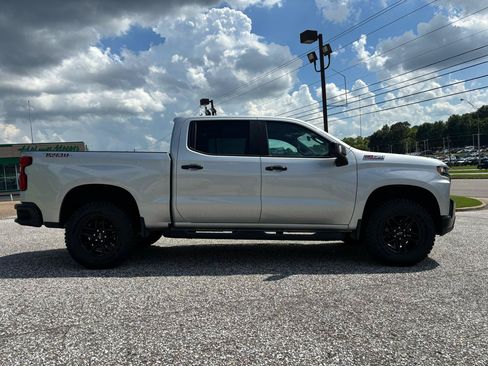 Used 2020 Chevrolet Silverado 1500 LT Trail Boss AWD/4WD image 6