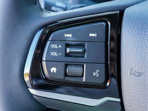 Certified 2026 Honda Odyssey Touring image 25