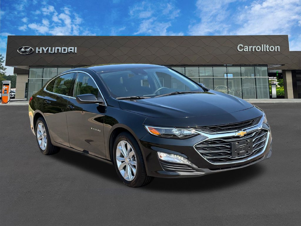 Used 2025 Chevrolet Malibu LT FWD image 3
