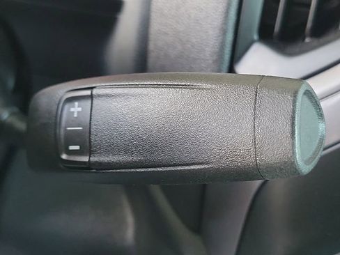 Used 2024 Chevrolet Silverado 1500 Custom image 11