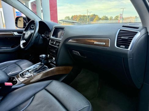 Used 2016 Audi Q5 2.0T Premium Plus w/ Technology Package image 19