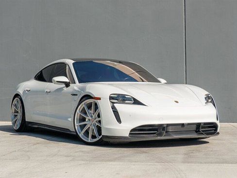 Used 2020 Porsche Taycan Turbo S image 2