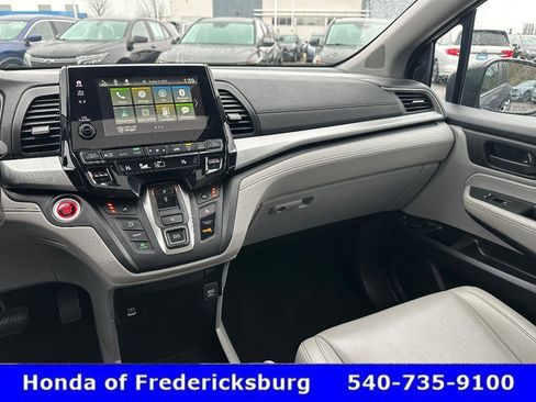 Used 2023 Honda Odyssey EX-L image 17