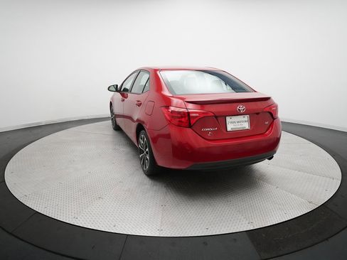 Used 2017 Toyota Corolla L image 32