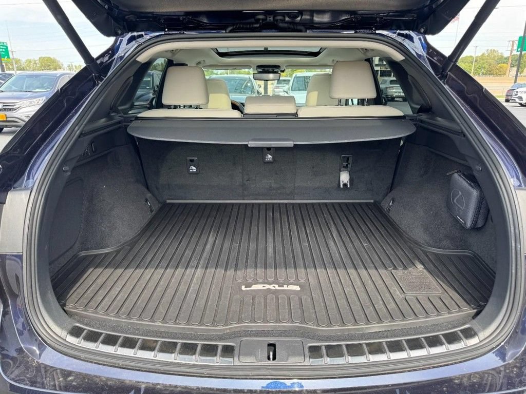 Used 2025 Lexus RX 350 w/ Convenience Package AWD/4WD image 6