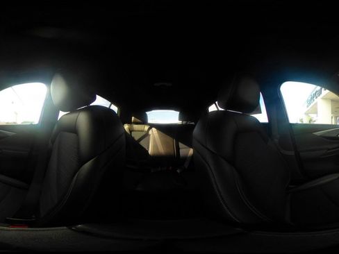 Used 2025 Buick Envista Preferred image 42