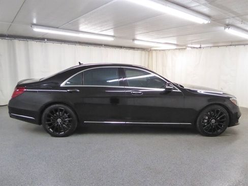 Used 2018 Mercedes-Benz S 560 4MATIC Sedan image 8