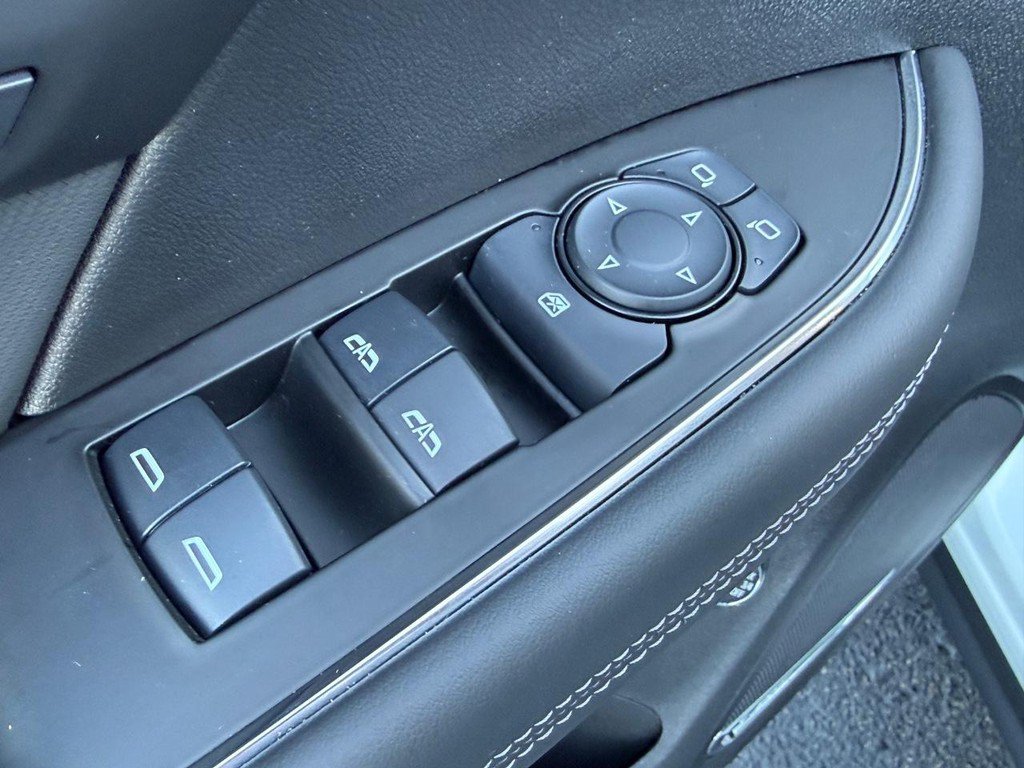 Used 2024 Buick Envision Preferred AWD/4WD image 14