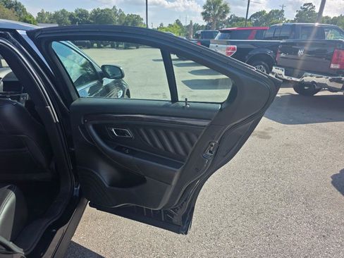 Used 2014 Ford Taurus Limited w/ Equipment Group 301A FWD image 13