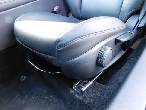 Used 2024 MAZDA MAZDA3 s image 14