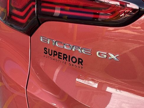 Used 2024 Buick Encore GX Sport Touring image 5