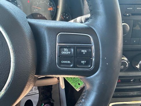 Used 2017 Jeep Patriot High Altitude AWD/4WD image 20