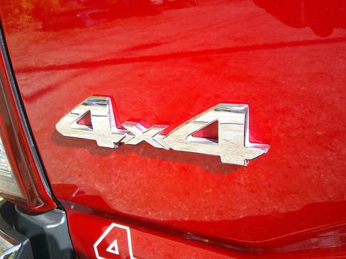 Used 2023 Toyota Tacoma SR5 image 13