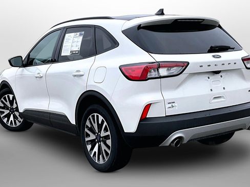 Used 2020 Ford Escape SE Sport image 10