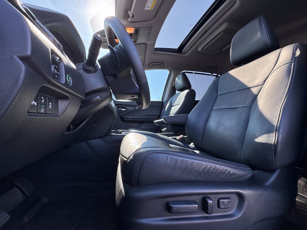 Used 2022 Honda Pilot Touring image 18