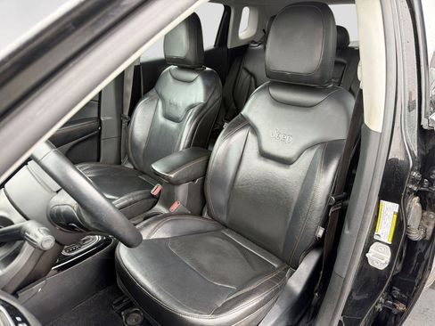 Used 2018 Jeep Compass Limited AWD/4WD image 17