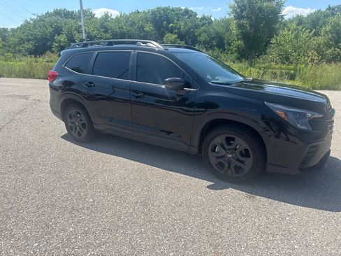 Used 2024 Subaru Ascent Onyx Edition AWD/4WD image 5
