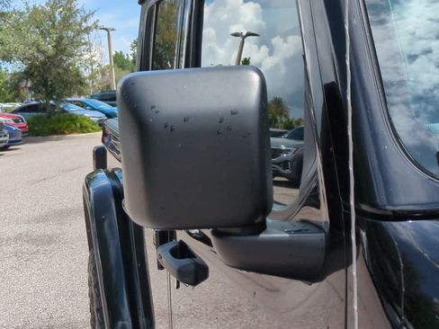 Used 2022 Jeep Gladiator Mojave AWD/4WD image 12