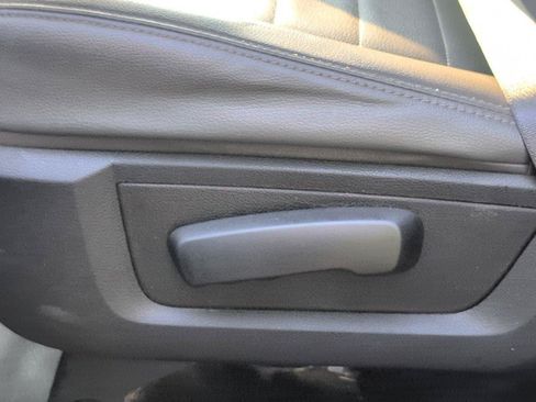 Used 2020 RAM 1500 Tradesman RWD image 16