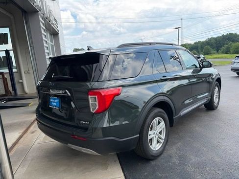 Used 2024 Ford Explorer XLT w/ Equipment Group 202A AWD/4WD image 3