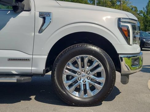 Used 2025 Ford F150 Lariat w/ Equipment Group 501A Mid AWD/4WD image 9
