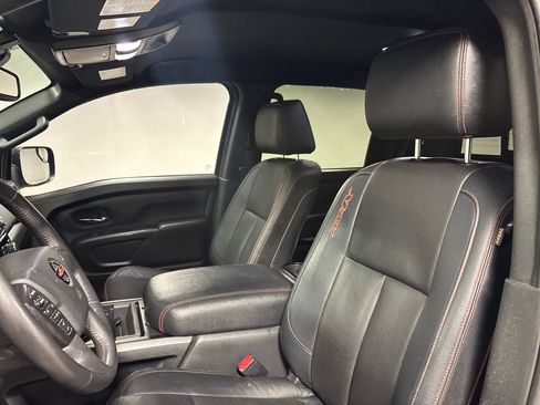 Used 2021 Nissan Titan PRO-4X w/ Pro-4x Convenience Package image 26