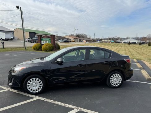Used 2013 MAZDA MAZDA3 i SV w/ Convenience Pkg image 4