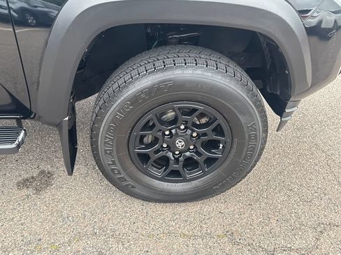 Used 2019 Toyota Tacoma SR w/ SX Package AWD/4WD image 41