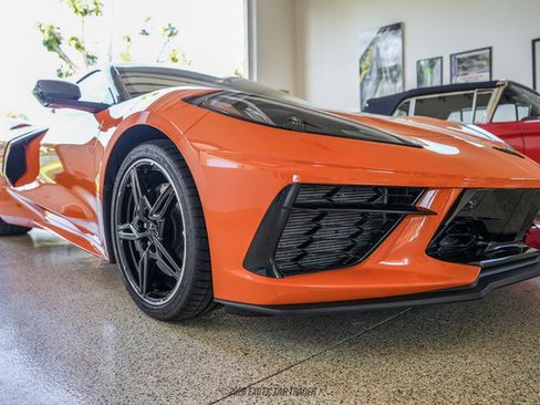 Used 2023 Chevrolet Corvette Stingray Preferred Conv w/ Z51 Performance Package RWD image 29