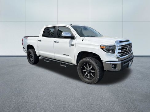 Used 2019 Toyota Tundra Limited w/ Limited Premium Package AWD/4WD image 9