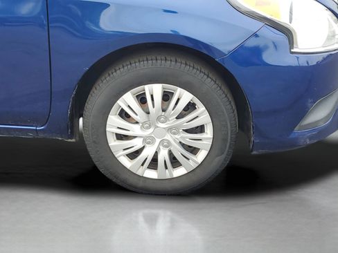 Used 2019 Nissan Versa SV FWD image 28