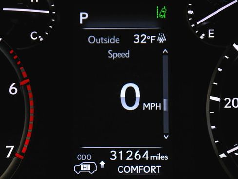 Used 2023 Lexus GX 460 Luxury w/ Sport Design Package image 20