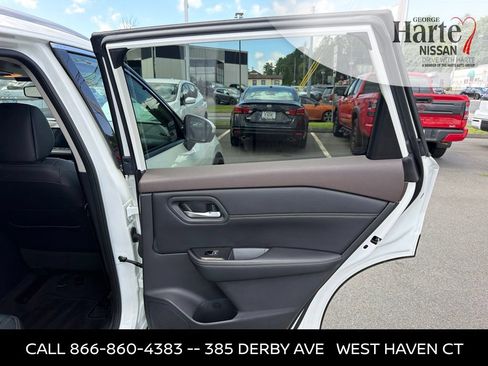 Certified 2023 Nissan Rogue SL AWD/4WD image 31