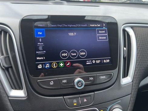 Used 2023 Chevrolet Malibu LT image 32