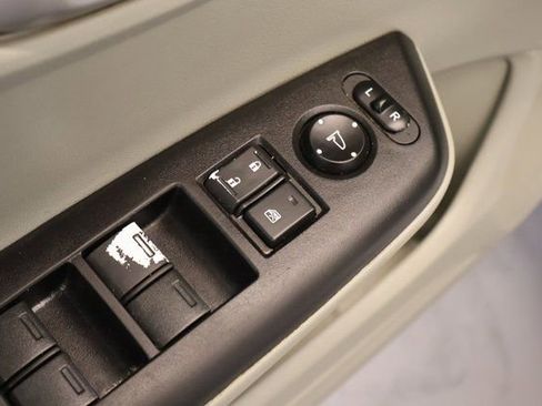 Used 2012 Honda Civic LX image 9