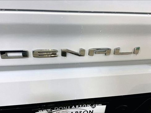 Certified 2024 GMC Sierra 1500 Denali Ultimate AWD/4WD image 27
