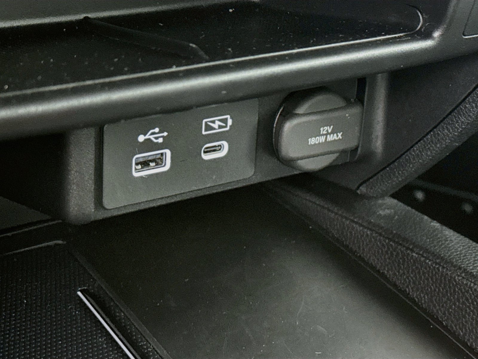 Used 2025 Honda Ridgeline Sport image 17
