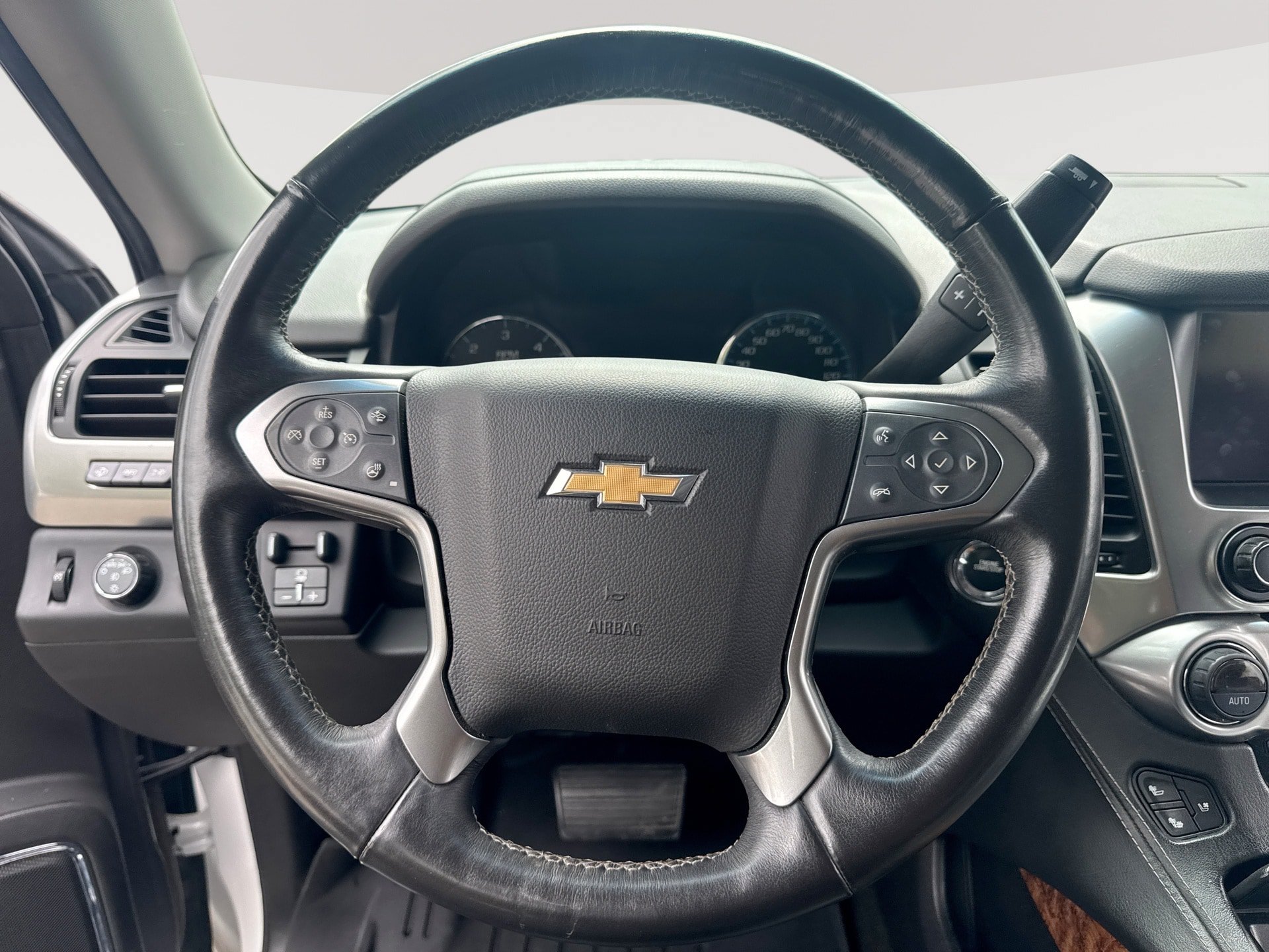 Used 2017 Chevrolet Tahoe Premier AWD/4WD image 11