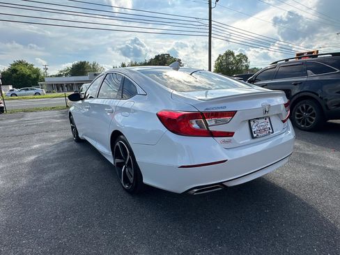 Used 2018 Honda Accord Sport image 7