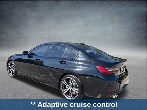 Used 2023 BMW 330i Sedan w/ Premium Package image 3