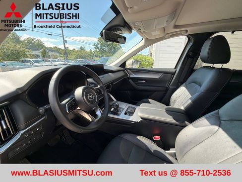 Used 2024 MAZDA CX-90 Plug-In Hybrid w/ Premium Pkg AWD/4WD image 19