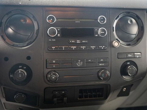 Used 2011 Ford F250 XL w/ Skid Plate Pkg AWD/4WD image 15
