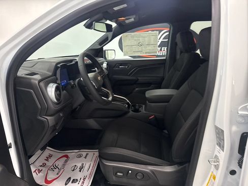 New 2026 Chevrolet Colorado LT w/ Advanced Trailering Package AWD/4WD image 9
