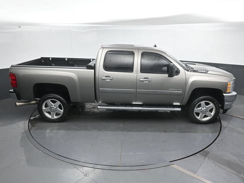 Used 2013 Chevrolet Silverado 2500 LT w/ Custom Sport Truck Package RWD image 26