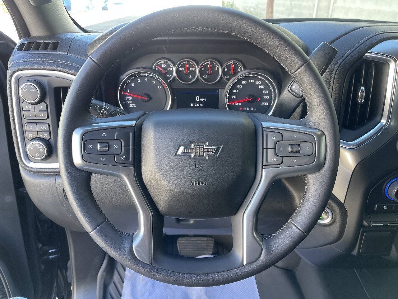 Used 2022 Chevrolet Silverado 1500 RST AWD/4WD image 16