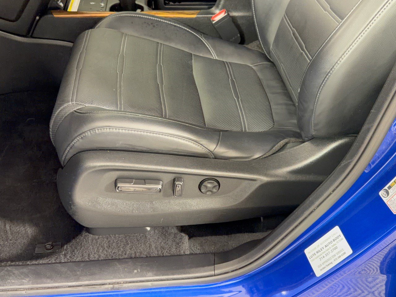 Used 2022 Honda CR-V Touring image 16