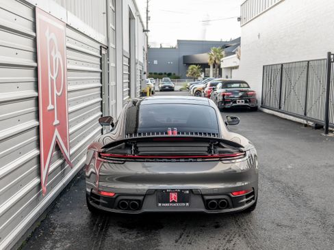 Used 2021 Porsche 911 Carrera 4S image 39