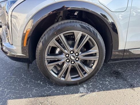 New 2026 Cadillac Optiq Sport 2 image 10