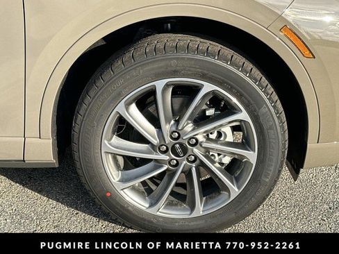 New 2026 Lincoln Corsair Grand Touring w/ Rear Removable Package Tray image 12